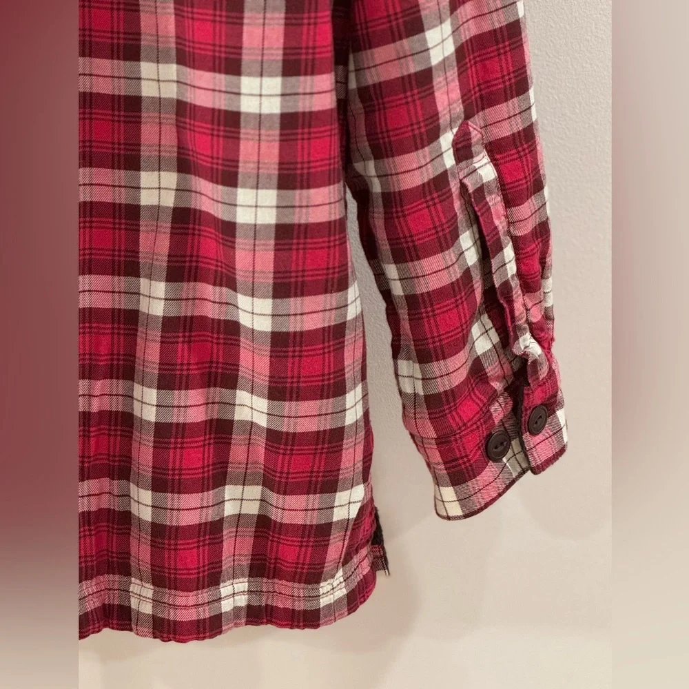 L.L. BEAN • Red & White Plaid Kids Button Down Shirt